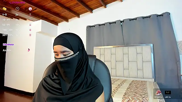 kalila latif online show from November 15, 2:42 am