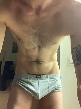 alessiobaz online show from February 18, 9:00 pm