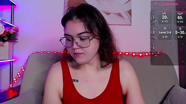 Snapshot of chatting on February 17, 4:09 am online show from February 17, 4:09 am