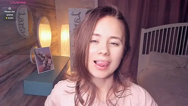 Crysta1Eva  online show from November 20, 8:03 am