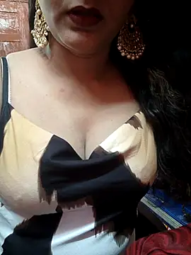 Snapshot of Sexy_Mahi69 chatting on September 22, 10:39 am Sexy Mahi69 online show from September 22, 10:39 am