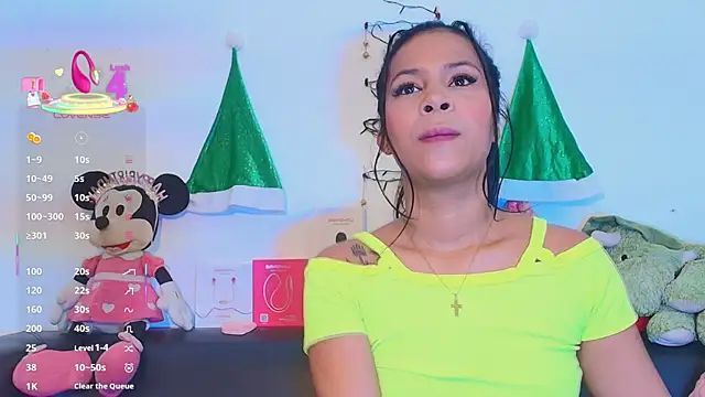 Natty Reyes online show from December 13, 7:53 pm