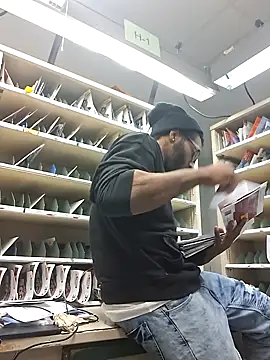 Snapshot of 214KingLonggg chatting on February 11, 1:27 pm 214KingLonggg online show from February 11, 1:27 pm