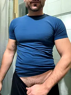 giovan2020 online show from December 1, 6:02 pm