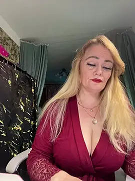 Sweet-blonde online show from May 5, 7:11 pm