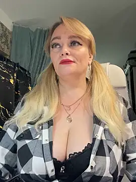 Sweet-blonde online show from May 18, 10:10 am