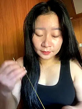 violet-00 online show from October 5, 1:37 am