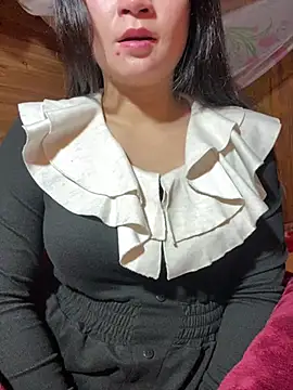 Snapshot of violet-00 chatting on January 14, 1:11 am violet-00 online show from January 14, 1:11 am