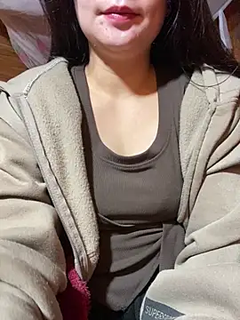 Snapshot of violet-00 chatting on January 15, 12:26 am violet-00 online show from January 15, 12:26 am