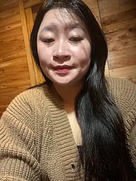 Snapshot of violet-00 chatting on February 18, 1:34 am violet-00 online show from February 18, 1:34 am