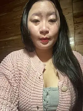 Snapshot of violet-00 chatting on February 23, 1:25 am violet-00 online show from February 23, 1:25 am