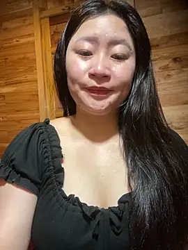 Snapshot of violet-00 chatting on March 1, 2:46 am violet-00 online show from March 1, 2:46 am