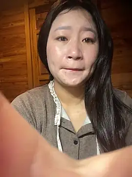 Snapshot of violet-00 chatting on March 11, 1:33 am violet-00 online show from March 11, 1:33 am