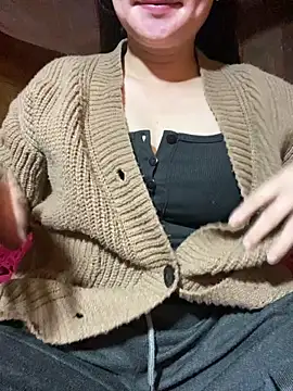 Snapshot of violet-00 chatting on May 10, 1:55 am violet-00 online show from May 10, 1:55 am