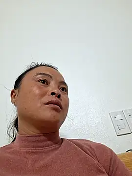 xuxulovezz online show from November 19, 12:05 pm