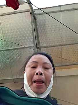 xuxulovezz online show from November 26, 11:39 pm