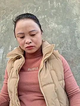 xuxulovezz online show from February 21, 2:01 am