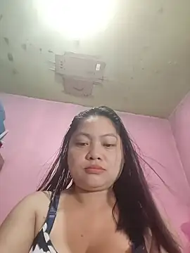 radiantbloom online show from January 9, 10:33 pm