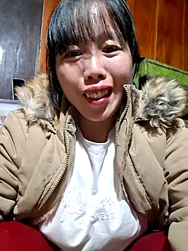 helenzz online show from November 2, 1:02 pm