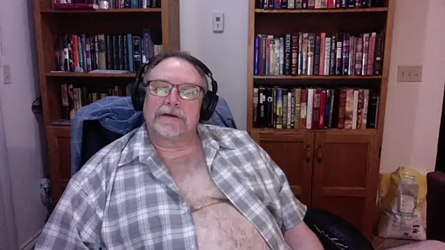 Vinyl22xh online show from April 13, 2:17 am