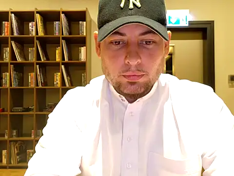 maximus888A online show from September 25, 3:05 pm