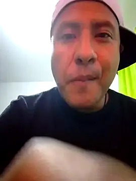 Snapshot of Ruloluna chatting on October 1, 6:19 am Ruloluna online show from October 1, 6:19 am