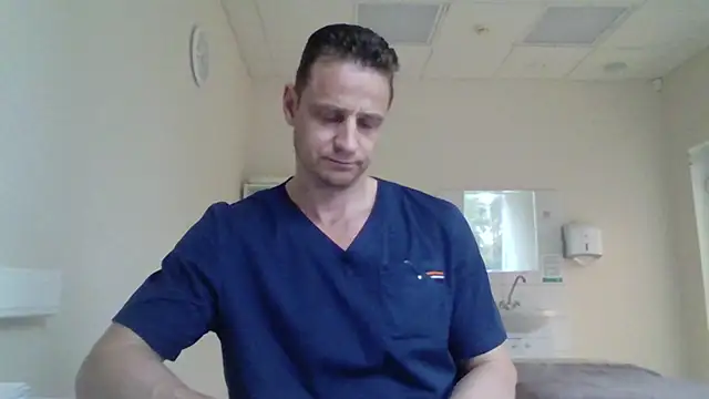 Snapshot of Freeze_Fire chatting on September 27, 2:22 pm Freeze Fire online show from September 27, 2:22 pm