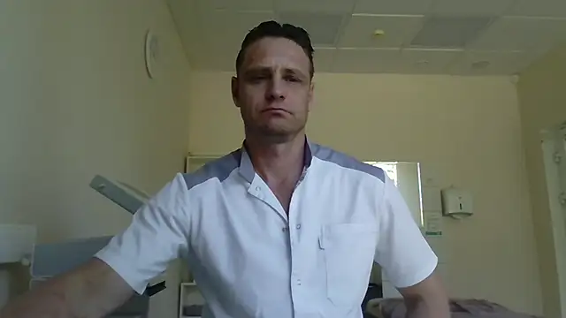 Snapshot of Freeze_Fire chatting on October 1, 9:26 am Freeze Fire online show from October 1, 9:26 am