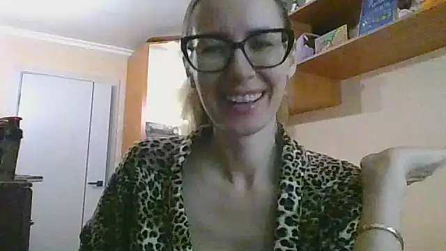 Norivann online show from October 21, 9:43 am