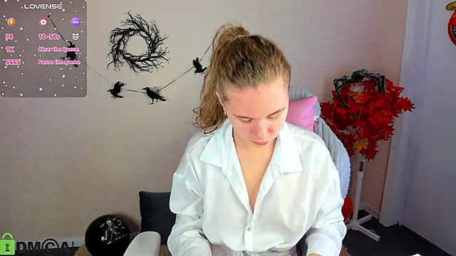 Elsie Cutties online show from November 1, 1:07 am