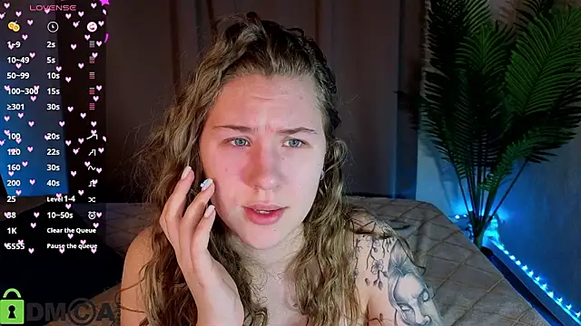 Elsie Cutties online show from February 3, 1:04 am