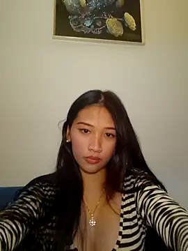 Bunny72772 online show from October 12, 3:55 pm