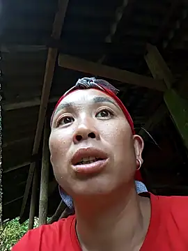 vtmbae online show from May 18, 1:56 am