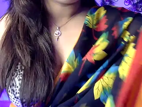 Aaliya02 online show from May 8, 12:43 pm