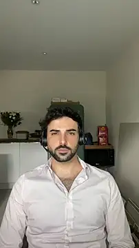 eauminerale online show from May 13, 12:02 pm