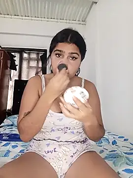 Sashalana online show from October 20, 5:35 pm