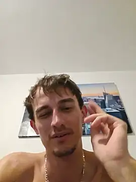 Snapshot of Chrisou73 chatting on July 1, 7:13 pm Chrisou73 online show from July 1, 7:13 pm