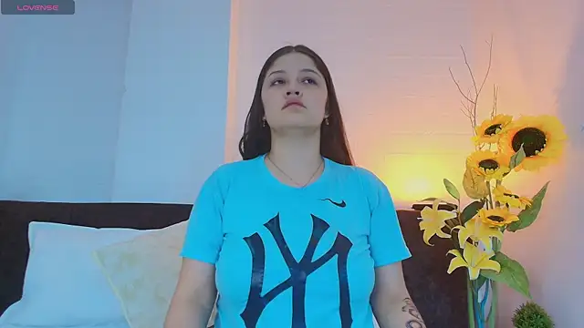 Krystal Heartss online show from March 25, 12:55 pm