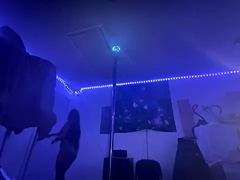 mrandmrs freak online show from October 15, 4:12 am