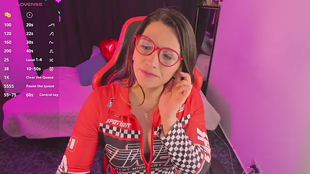 Hanna MA online show from April 24, 5:04 pm