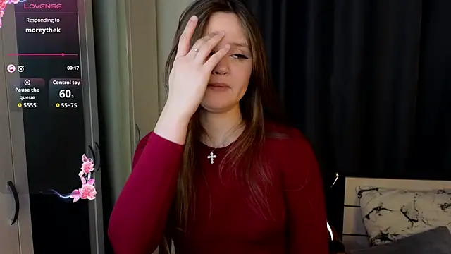 ElenoreReth online show from May 5, 3:20 pm