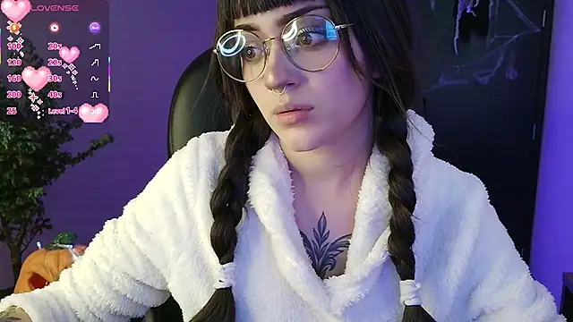 LesRose online show from October 1, 6:25 pm