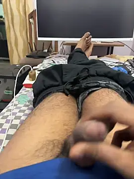 slaveboi9876 online show from December 16, 3:44 am