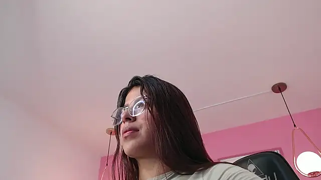 olivia grenville t online show from October 3, 7:55 pm