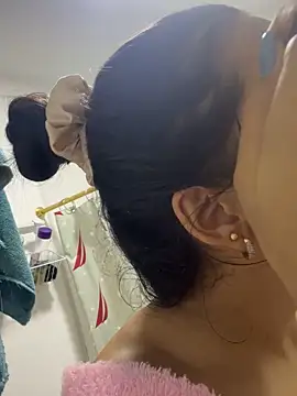 IsabellaJoness  online show from September 30, 10:53 am