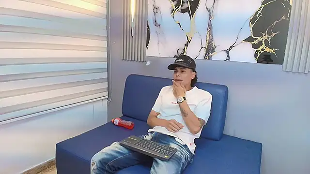 Frayhot777 online show from January 13, 7:52 pm