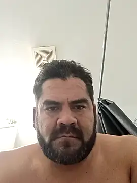 Snapshot of theking1_1 chatting on October 16, 1:17 am theking1 1 online show from October 16, 1:17 am