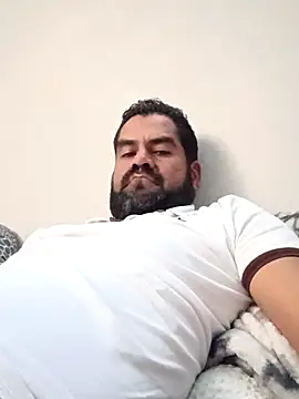 Snapshot of theking1_1 chatting on October 17, 8:55 pm theking1 1 online show from October 17, 8:55 pm