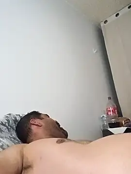 Snapshot of theking1_1 chatting on January 19, 6:28 am theking1 1 online show from January 19, 6:28 am