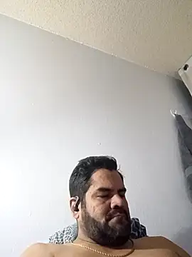 Snapshot of theking1_1 chatting on February 4, 5:57 am theking1 1 online show from February 4, 5:57 am